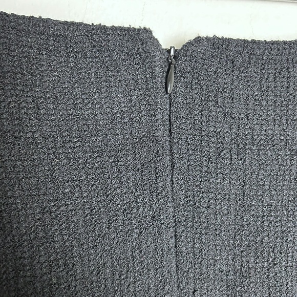 St John Black Leather side button Bellow Knee Knit Skirt EUC SZ16 - Picture 4 of 7